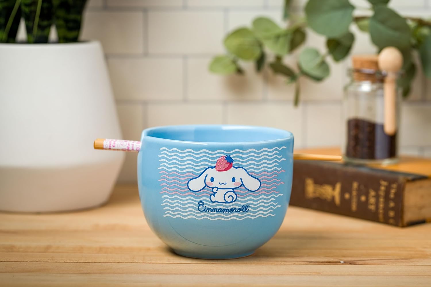 Cinnamoroll Strawberry Ramen Bowl with Chopsticks 20 oz | Hello Kitty