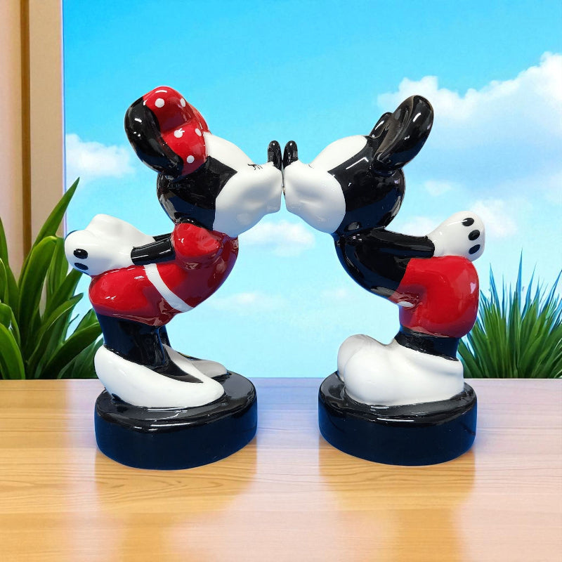 Disney Mickey & Minnie Sculpted Salt & Pepper Shaker Set