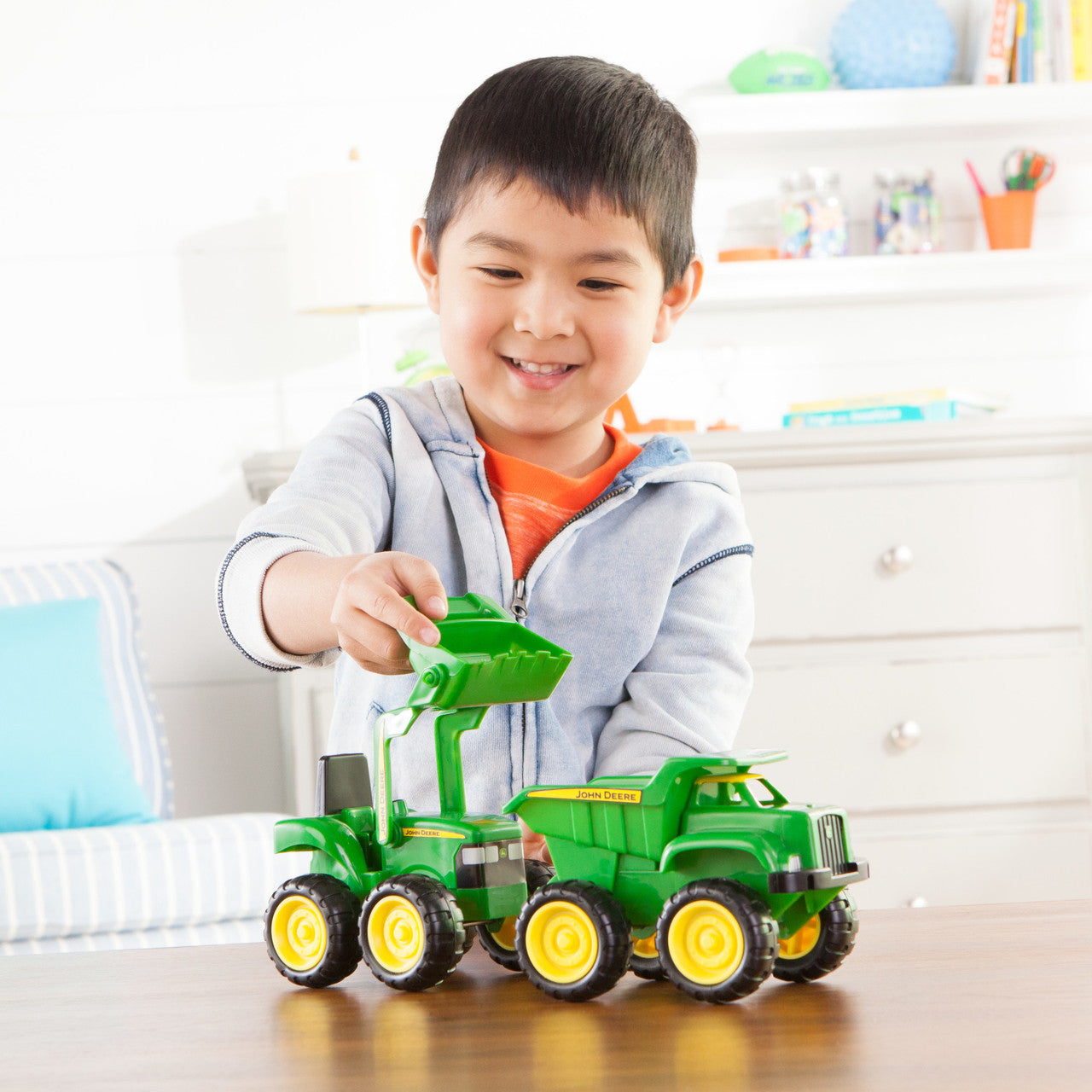 John Deere Dump Truck and Loader Toy Set 6 Inch