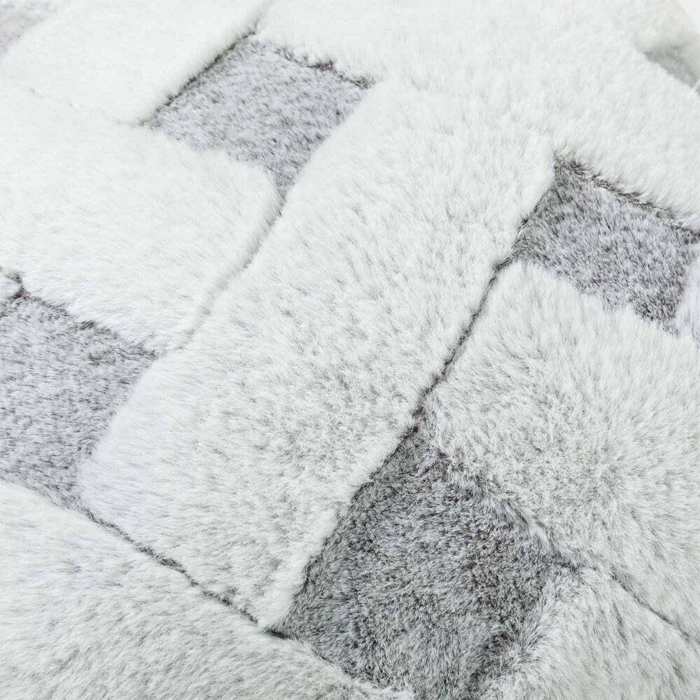 Luxury Faux Fur Plush Pillow Cover in Gray/White 18 inch (2pk)
