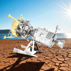 Metal Earth Apollo CSM with Lunar Module
