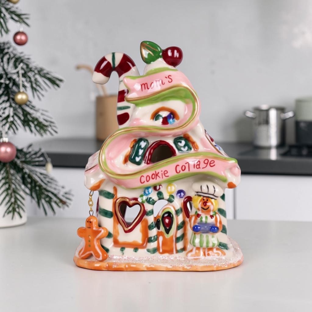 Mom's Cookie Cottage Candle House
