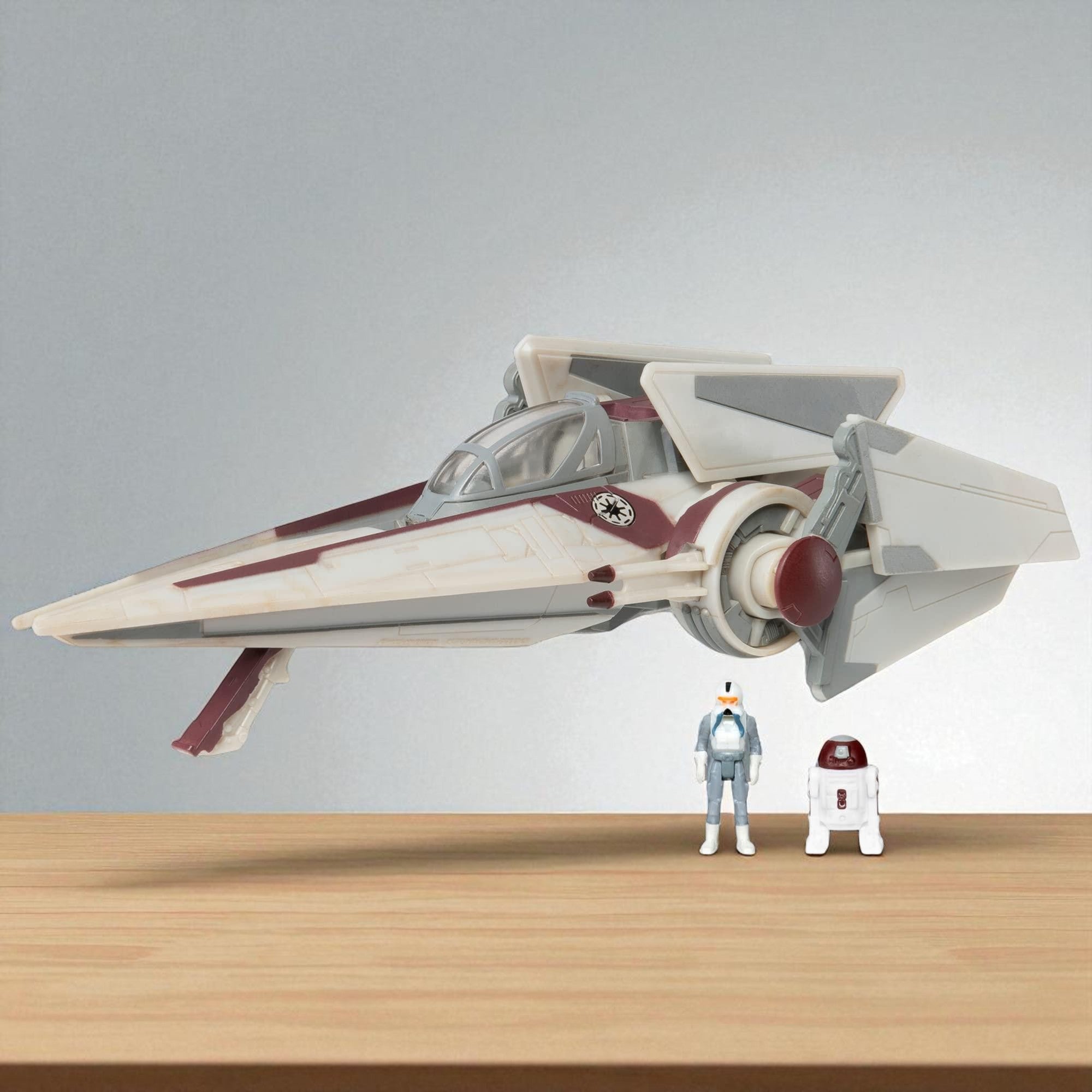 STAR WARS Micro Galaxy Squadron V-Wing Starfighter - 3-Inch Light Armor Class Vehicle with Two 1-Inch Micro Figure Accessories