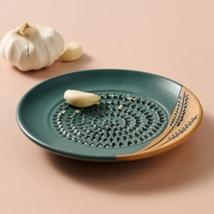 Stoneware Garlic Grate Plate