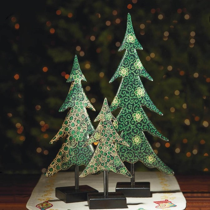 Batik Holiday Tree Set