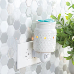 Candle Warmers | Pluggable | White Hobnail