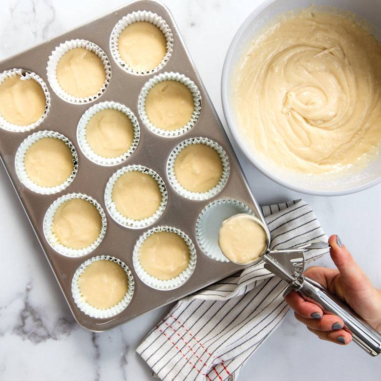 Nordic Ware Naturals 12 Cavity Muffin Pan