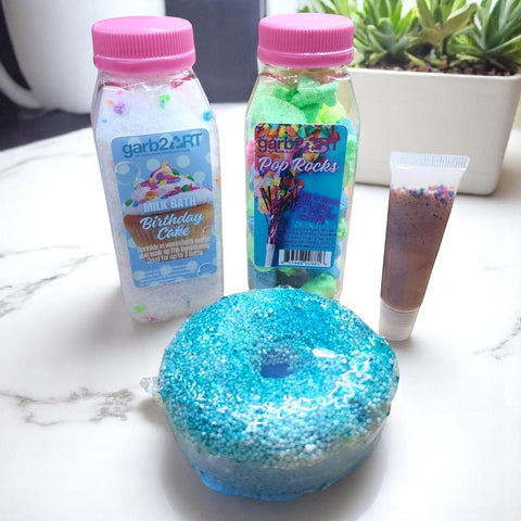garb2ART Birthday Cake Bath Bomb And Fizz Gift Set