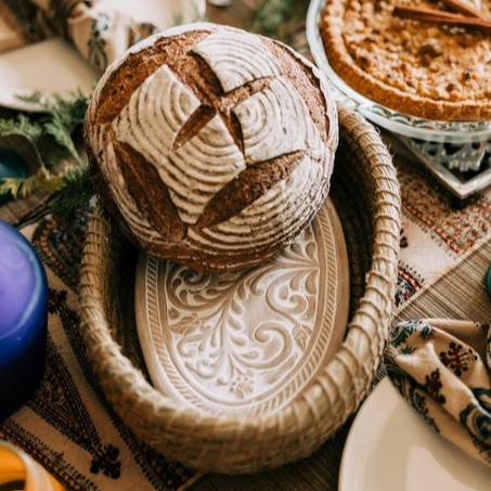 Toasty Oval Bread Basket | Terracotta Insert